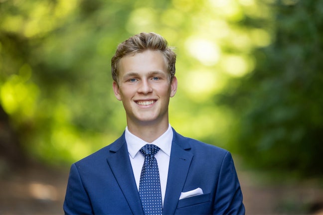 Young commodities professional Main Photo