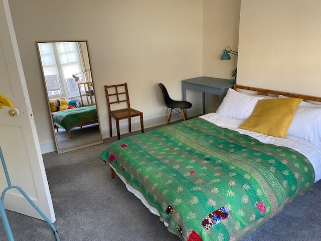 Large double room Main Photo