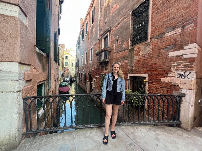 Looking for a room  Main Photo