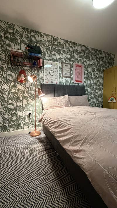 1 Bed Flat, Hardwicks Square Main Photo