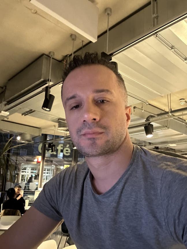 Looking for a room in Zone 1-2 Main Photo