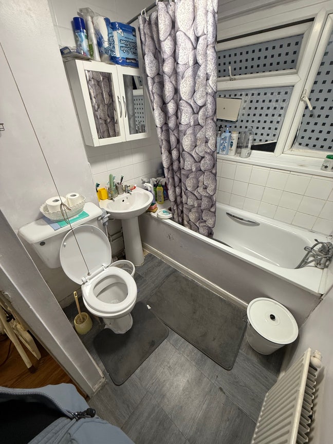 Furnished Room in Walthamstow To Let Main Photo