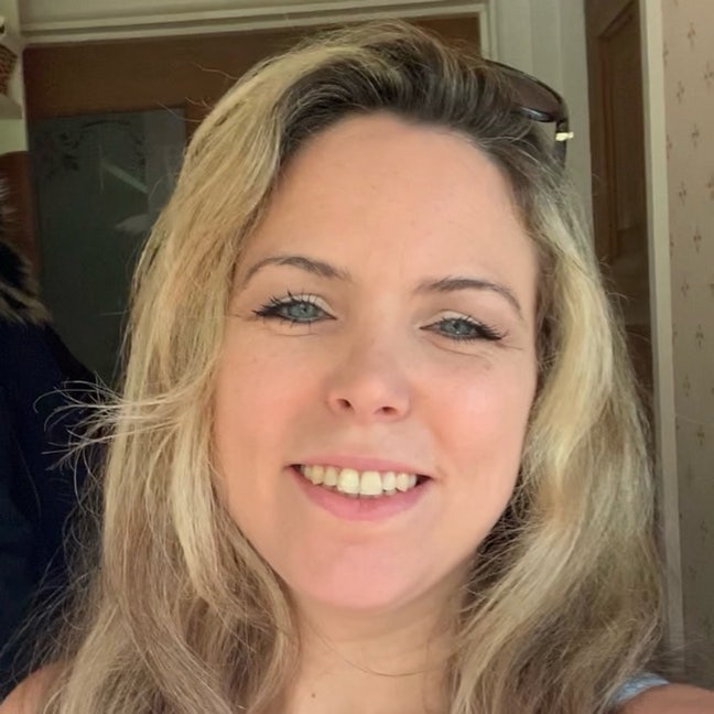 Single lady looking for lodgings  Main Photo