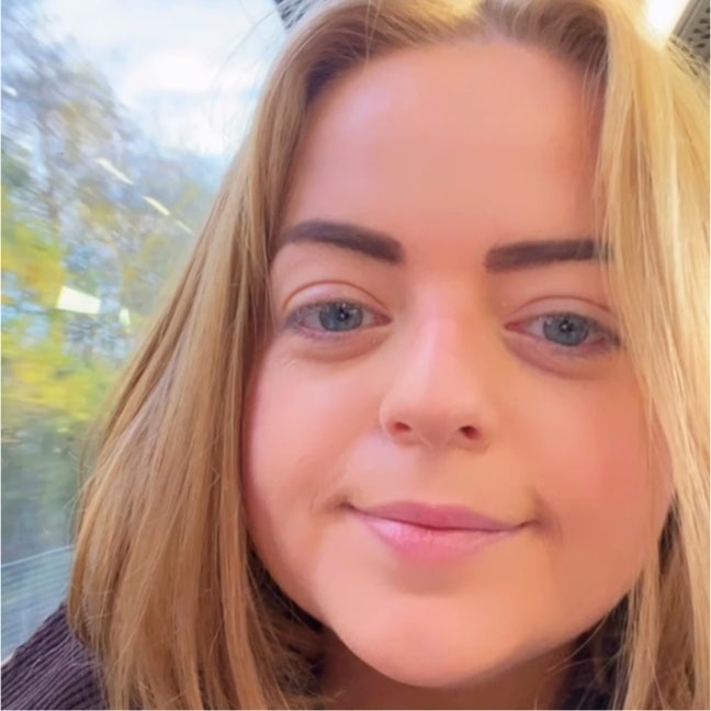 33 y/o Female Professional  Main Photo