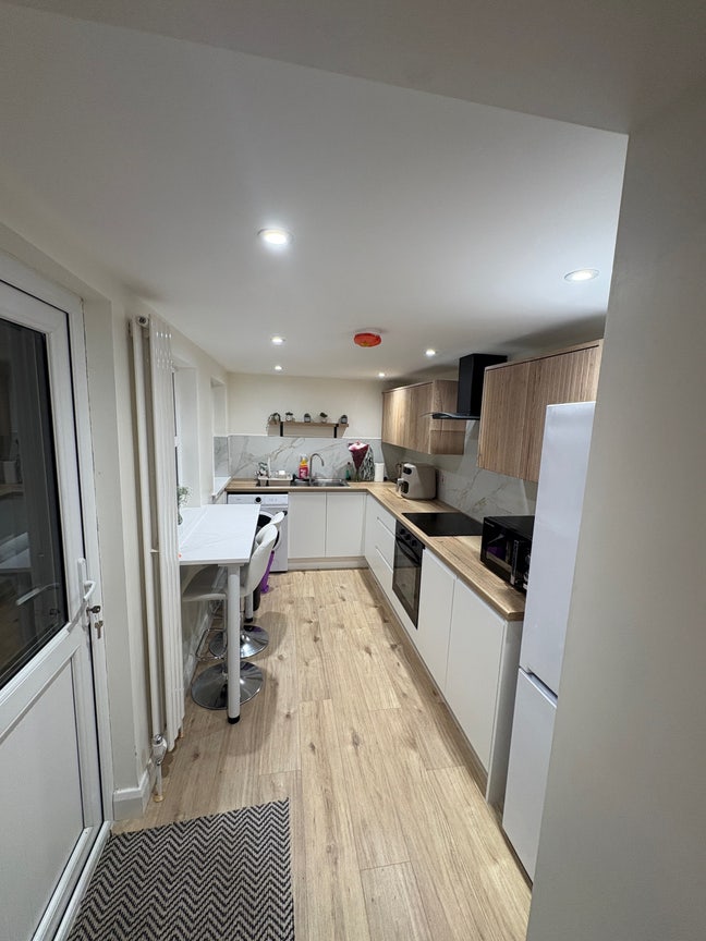 2 Furnished Double Rooms Available – East Belfast  Main Photo