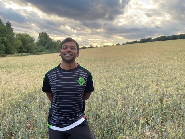 Clean considerate professional working at Waterloo Main Photo