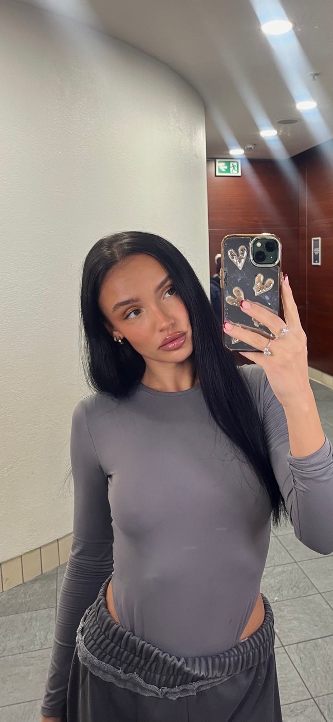 Hi, I’m Bethany, 25 from Ireland!  Main Photo