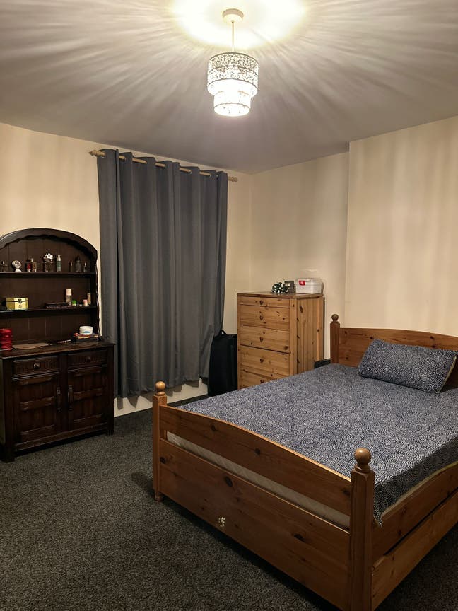 Master Bedroom for Rent( Female Only) Main Photo