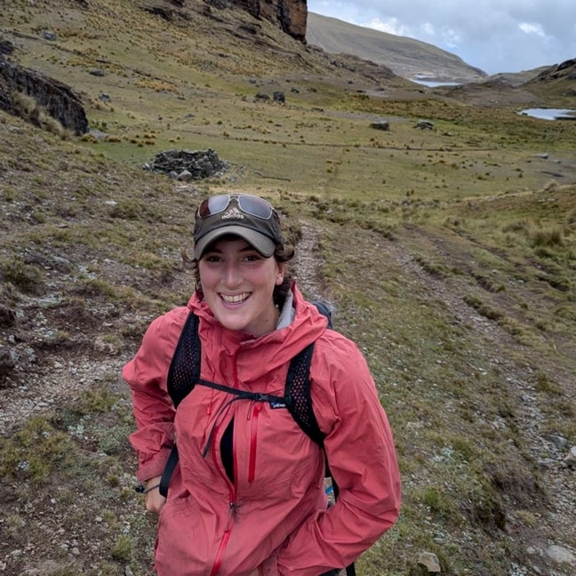 Professional Female seeks a single or double room Main Photo