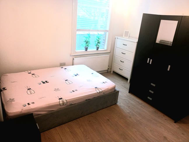 Dbl Quiet Room/ 1Min from Maryland Station/Stratfo Main Photo