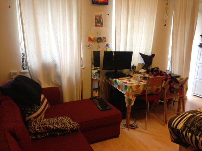 9C-Westkensington-Double Room,Balcony-Singleperson Main Photo