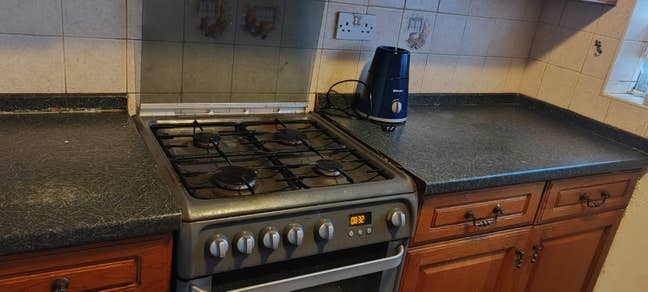 House avaliable for rent  Main Photo