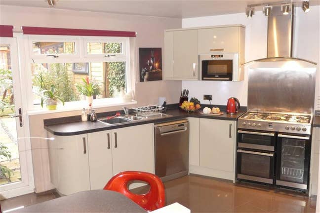 3 Bedroom Family house Main Photo