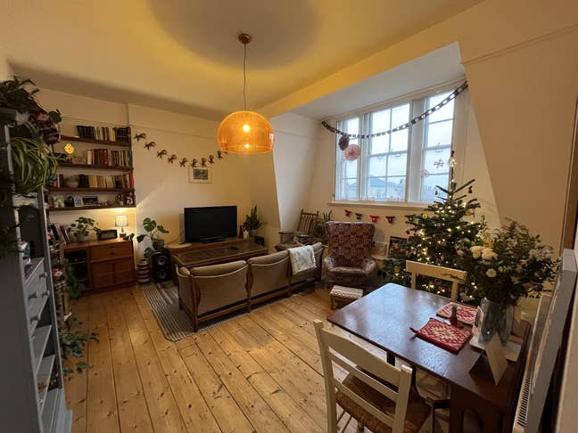 Beautiful entire zone 2 flat to sublet  Main Photo