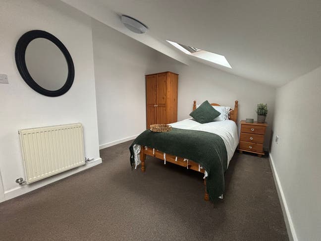 Cosy room in a spacious property  Main Photo