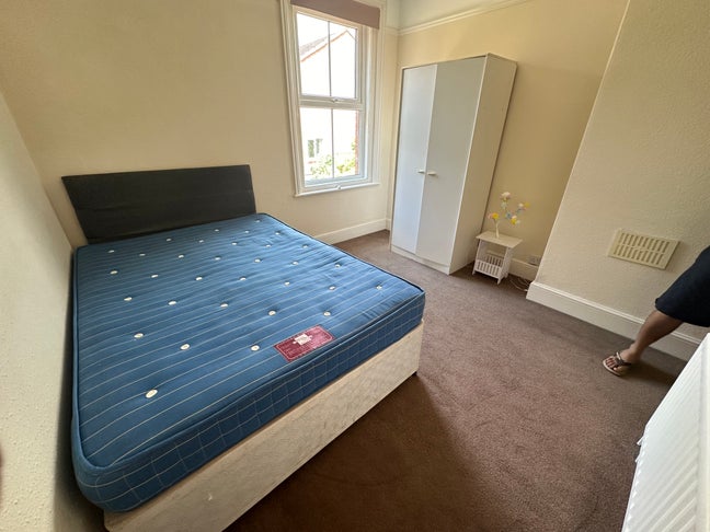Double room available  Main Photo