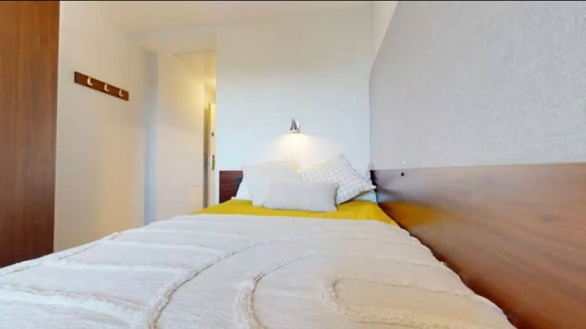 En suite room in IQ highbury student accommodation Main Photo