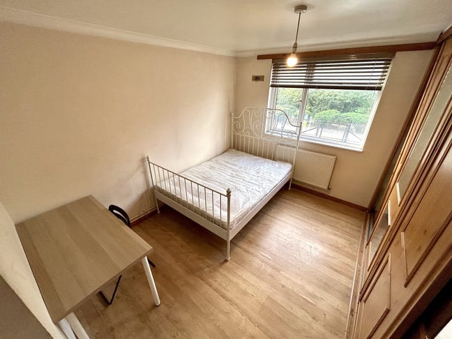 Double Room in Bow, London E3 - All Bill Included Main Photo