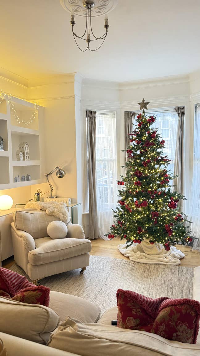 Double Room available in a 2 Bed converted flat Main Photo