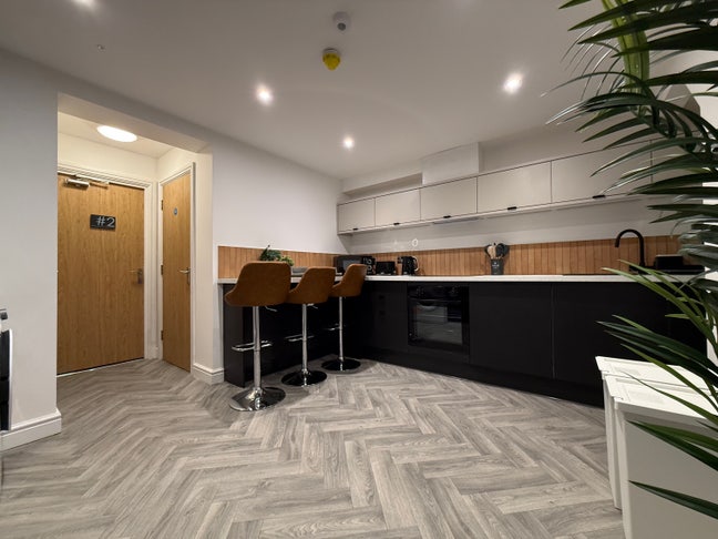 Brand New Studio Rooms  Main Photo