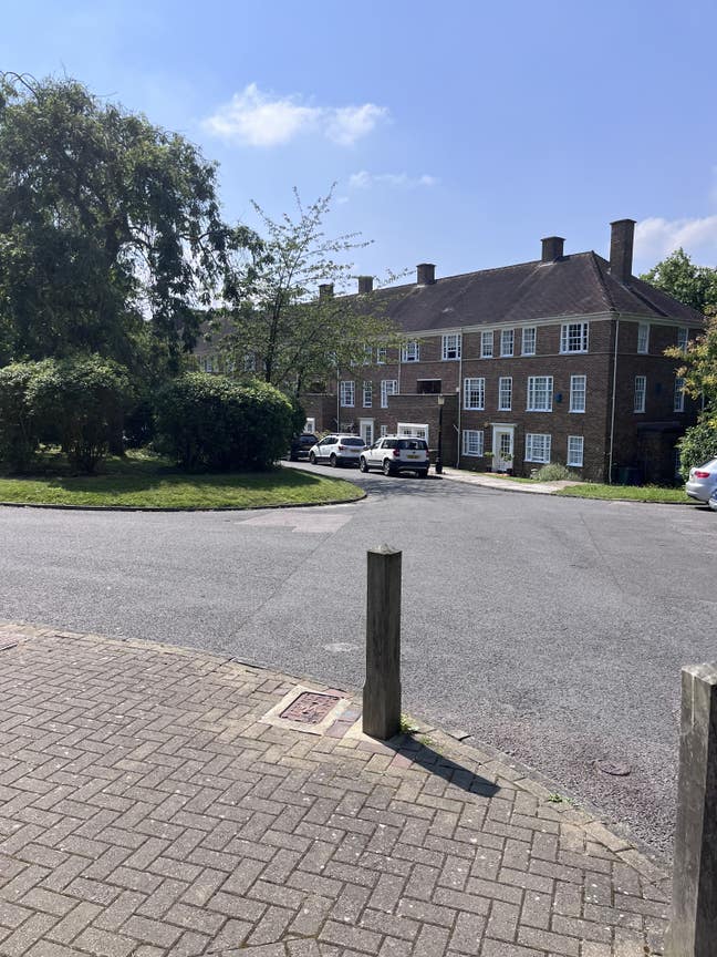 Double bedroom to rent in nice 3 bed maisonette Main Photo