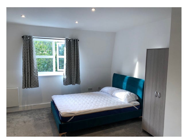 Studio flat in city centre moment to Oxford street Main Photo