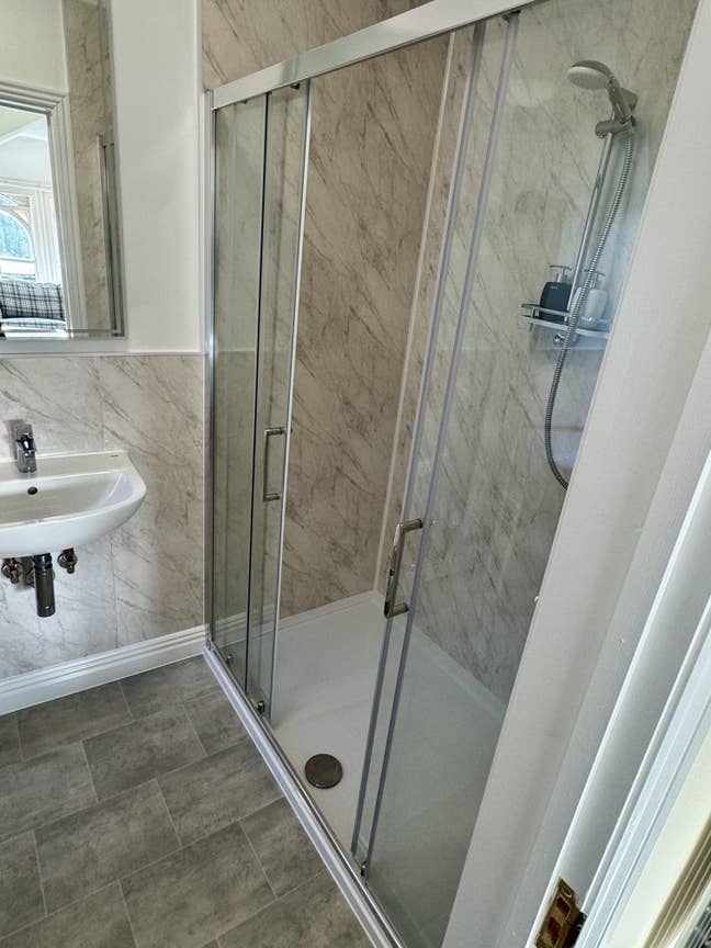 Private Modern Ensuite Rooms Main Photo