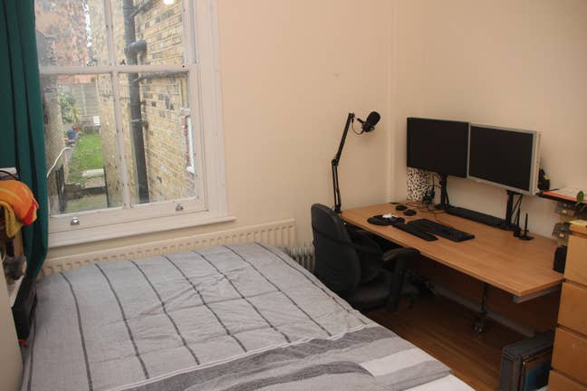 Double Room - New Cross Gate Main Photo