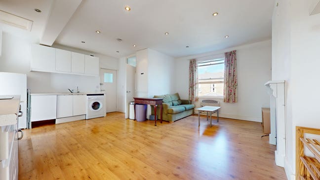 -Bright 2 Bed Flat in Brixton, All Comfort, Washer Main Photo