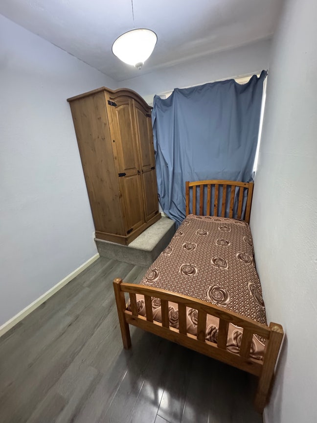 Single room Main Photo