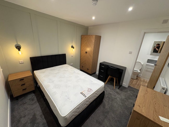 Luxury New Rooms For Rent 🏡 Main Photo