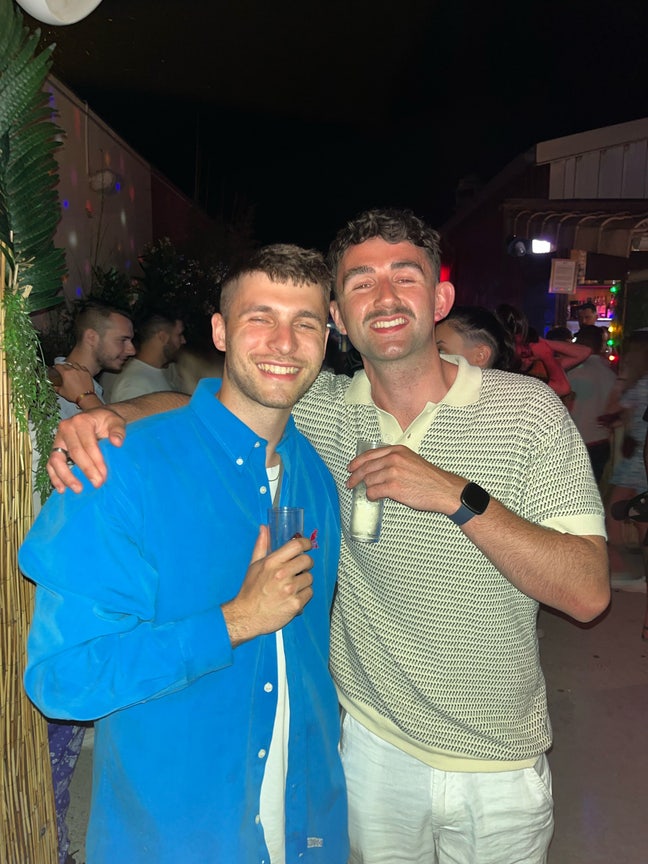 Looking for Room Main Photo