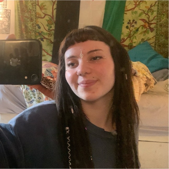 Looking for a room Main Photo