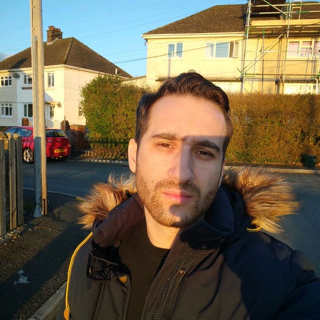 Professional Male seeks a single or double room Main Photo