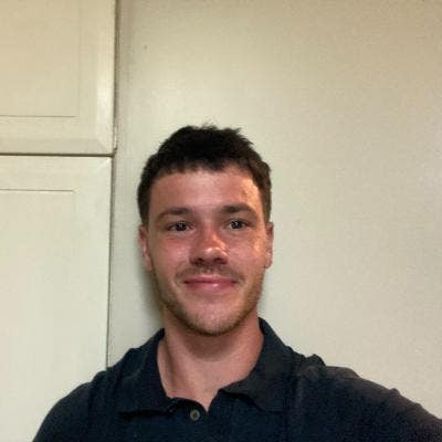 Young Professional Moving to London  Main Photo