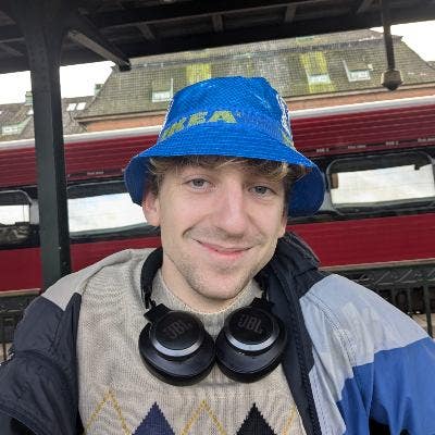 Room for young professional in Cambridge Main Photo