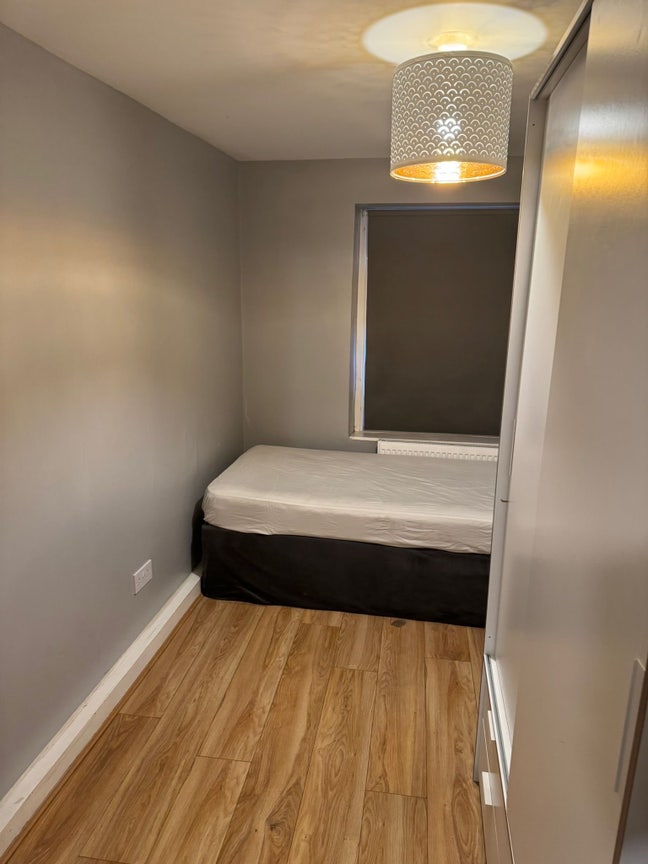 Only Female Single room available...   Main Photo