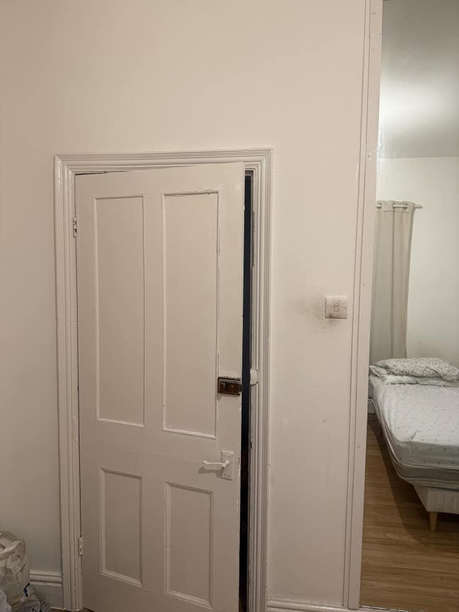 Room available  Main Photo