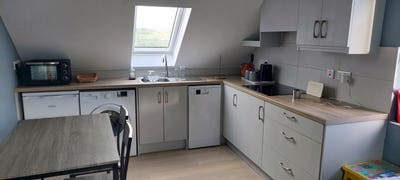 Self contained newly built flat Main Photo