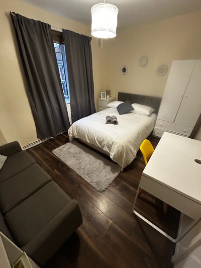 Good size double room 5 min Vauxhall Main Photo