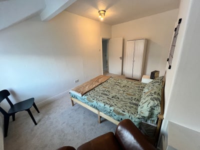 Stylish Room Next to Station  Main Photo