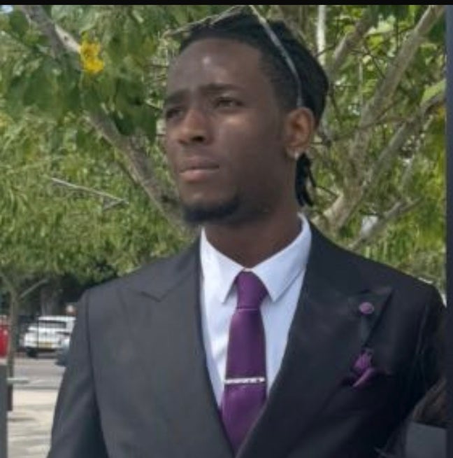 I am a professional aged 21. I am looking for... Main Photo