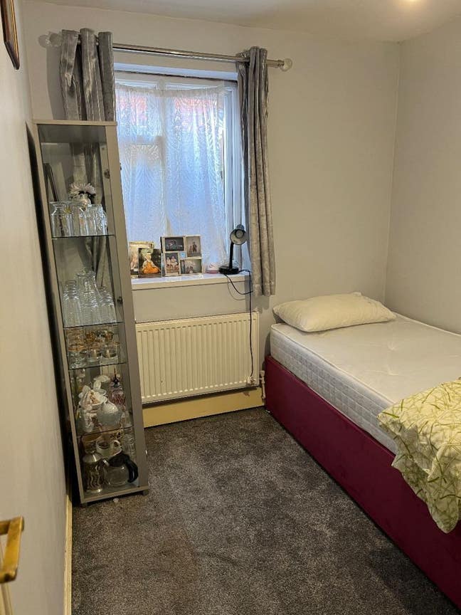 Single Room Available in UB5 5RF | All Bills Inclu Main Photo
