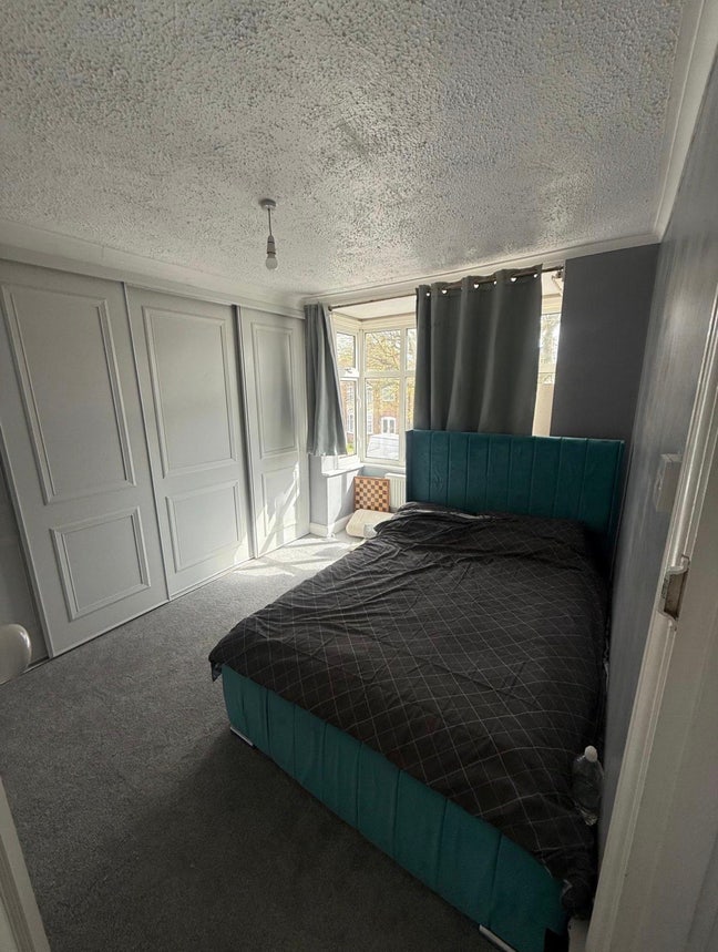 Double bedroom for rent  Main Photo