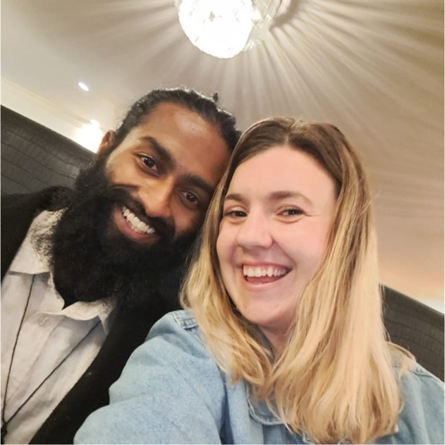 30+ Kiwi couple looking for a sublet/flatshare! Main Photo