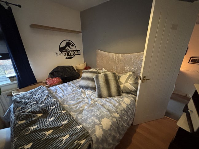 Quiet, Respectful Home – Ideal for LGBTQ+ Lodger Main Photo