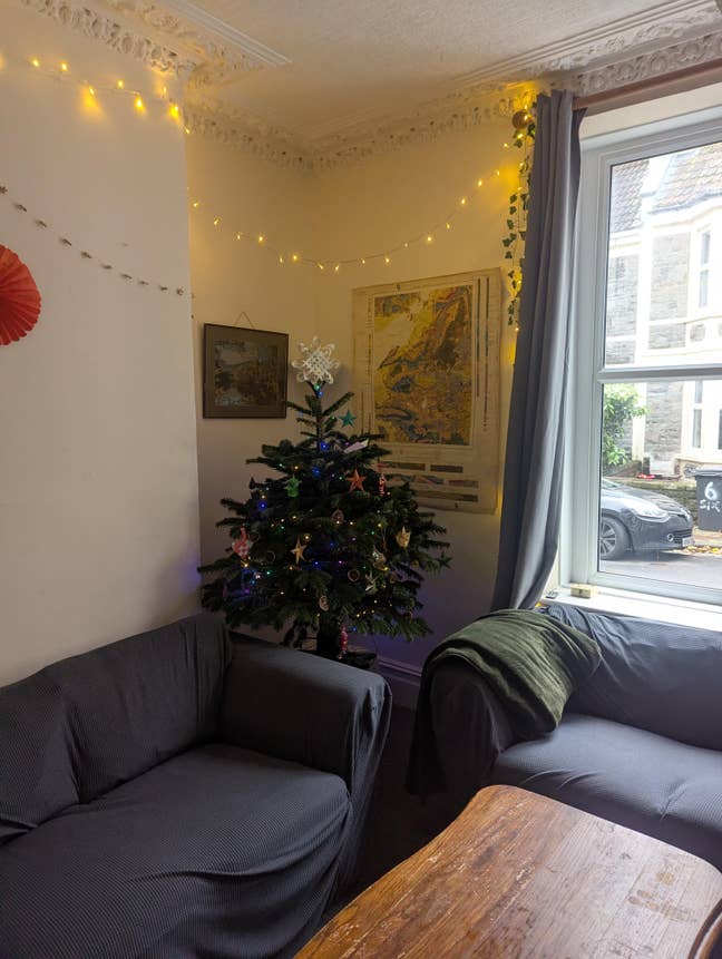 Double Room in a student house Main Photo