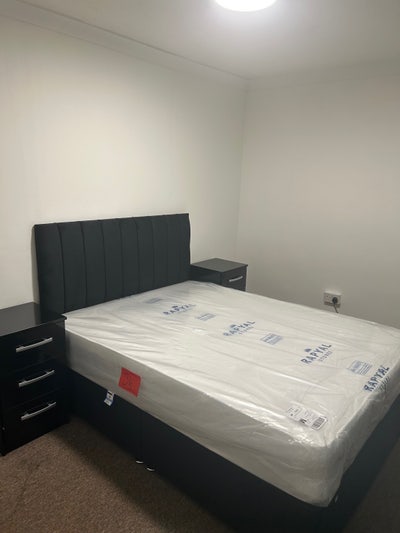 Large Double room in Harlow single occupancy  Main Photo