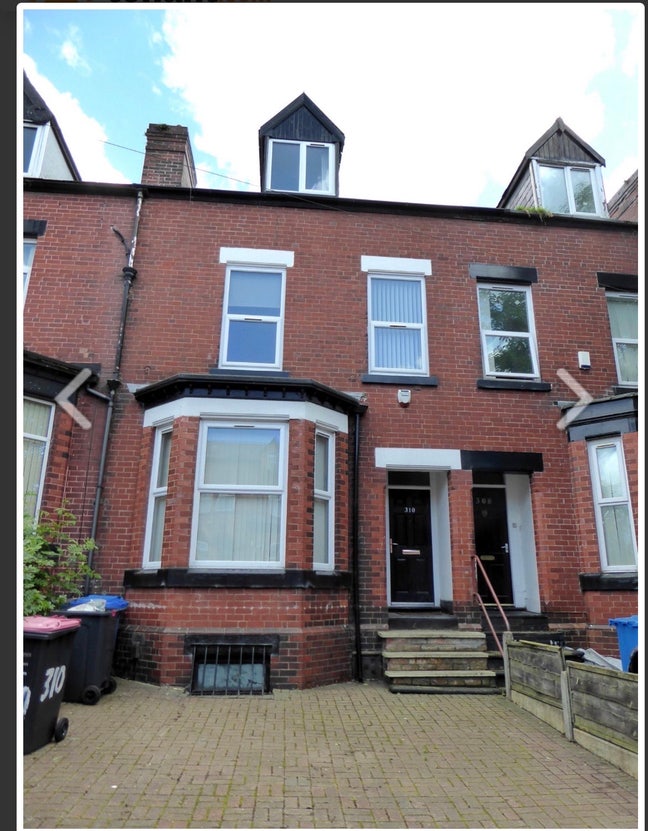 Two Housemates for July 2026 🤍 Main Photo