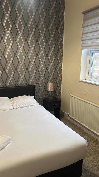 Whole property  Main Photo